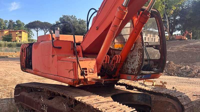 OmecoHub - FIAT HITACHI EX215